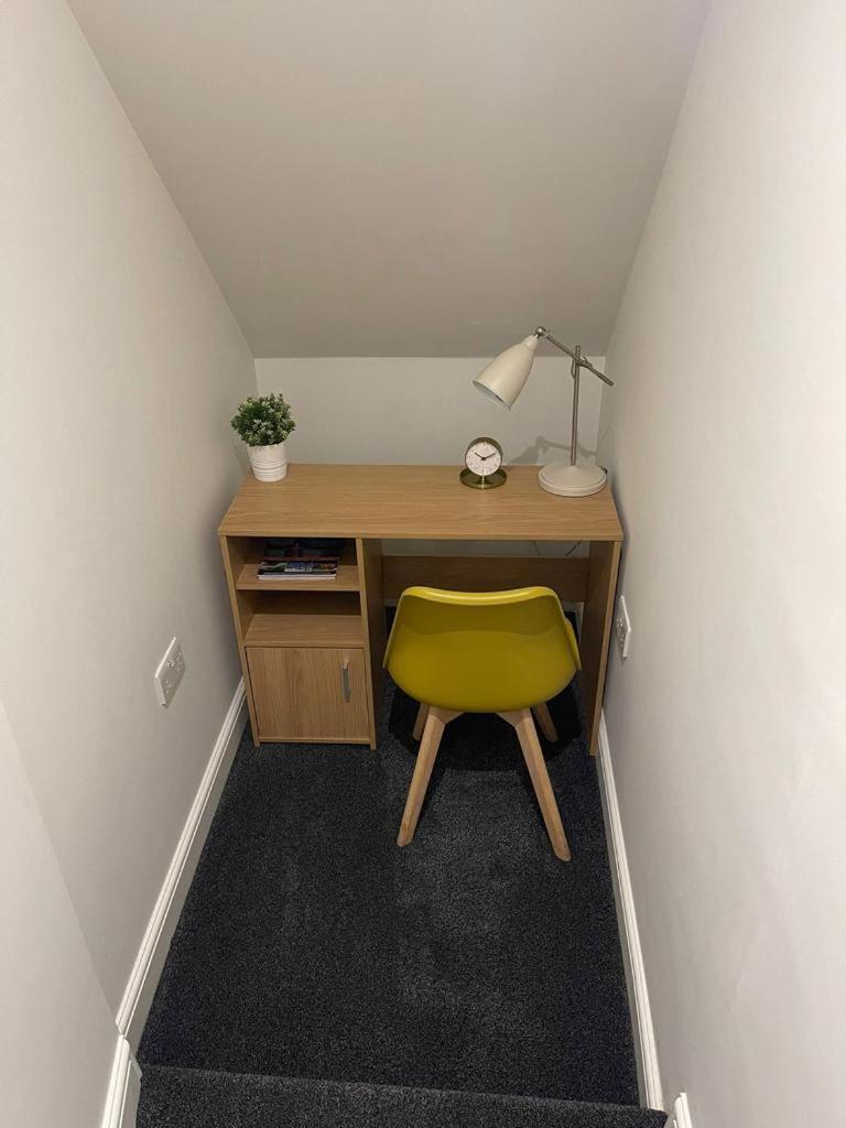 Two Bedroom Apartment - London Ngoại thất bức ảnh