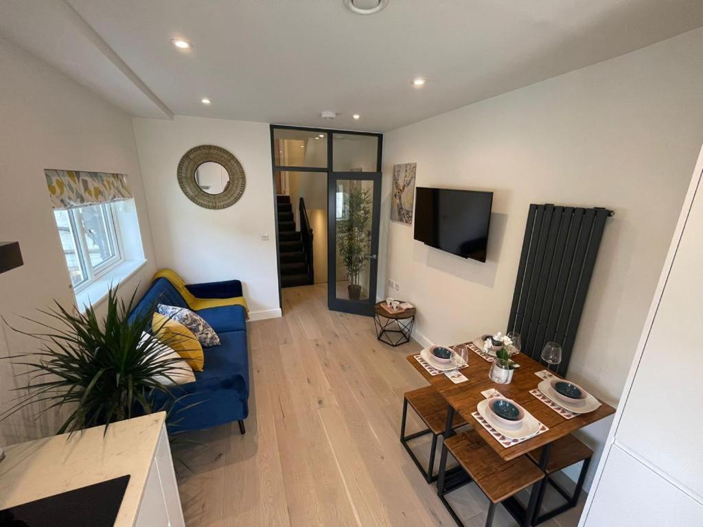 Two Bedroom Apartment - London Ngoại thất bức ảnh